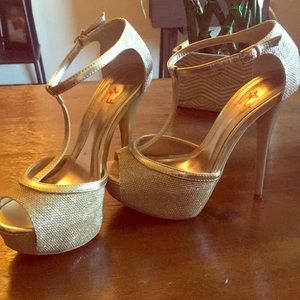 Gold glitter high heal shoe